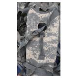 6 SHOULDER STRAPS / 10 WATER HYDRATION CARRIERS