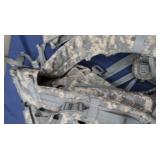 6 SHOULDER STRAPS / 10 WATER HYDRATION CARRIERS