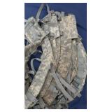 6 SHOULDER STRAPS / 10 WATER HYDRATION CARRIERS