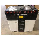 Magic Chef 7.0 cu. ft. Chest Freezer in White Customer Returns See Pictures