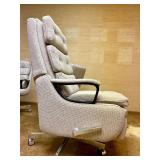 Nice Quality LA-Z-BOY Reclining/Rolling Office Chair