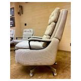 Nice Quality LA-Z-BOY Reclining/Rolling Office Chair