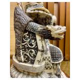 Large & Ornately Detailed Seated Chinese Royal Figure