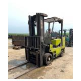 Clark GCX40 Forklift