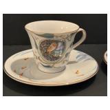 Pair of Höchst Decor Demitasse Teacups and Saucers