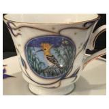 Pair of Höchst Decor Demitasse Teacups and Saucers