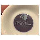 Pair of Höchst Decor Demitasse Teacups and Saucers