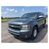 2009 Chevrolet Suburban LT - 4X4