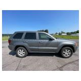 2008 Jeep Grand Cherokee Laredo - 4X4