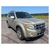 2010 Ford Escape Limited - 1 OWNER! - AWD