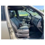 2010 Ford Escape Limited - 1 OWNER! - AWD