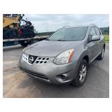 2011 Nissan Rogue SV - AWD