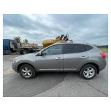 2011 Nissan Rogue SV - AWD