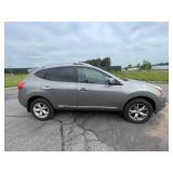2011 Nissan Rogue SV - AWD