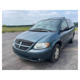 2006 Dodge Grand Caravan SXT - 2 OWNERS