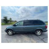 2006 Dodge Grand Caravan SXT - 2 OWNERS