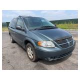 2006 Dodge Grand Caravan SXT - 2 OWNERS
