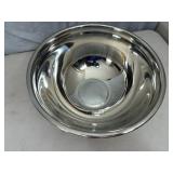 New 8 Quart Stainless Steel Mixing Bowl
