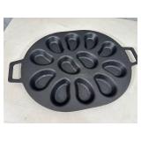 New Bayou Classic Cast Iron Oyster Grilling / Cooking Pan
