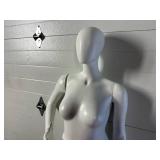 Mannequin with Removable Arms