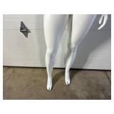 Mannequin with Removable Arms