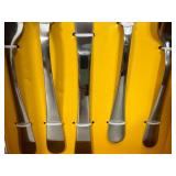 New 20 pc Flatware / Silverware Set