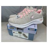 New Skechers Arch Comfort Shoes - Size 11