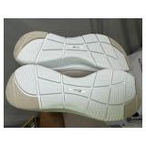 New Skechers Arch Comfort Shoes - Size 12
