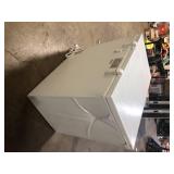 Magic Chef 7.0 cu. ft. Chest Freezer in White Damaged  Customer Returns See Pictures