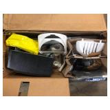 Genie Signature Series 3/4 hp. Ultra-Quiet Belt Drive Smart Garage Door Opener Not Checked Customer Returns See Pictures