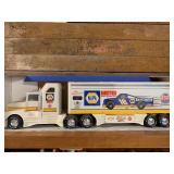 2 Napa trucks
