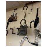 Pulleys, horse shoes