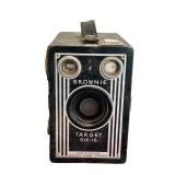 Vintage Brownie Target Six-16 Box Camera Eastman Kodak Company (Untested)
