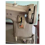 Vintage Singer Style-Mate 329K Sewing Machine (Clean/Untested)