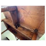 Vintage Drop Leaf Table (45.5" x 53.5" x 29") - BRING HELP TO MOVE