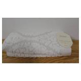 Ogee Bath Towel White - Threshold