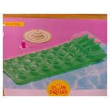 Pocket Lounge - Sun Squad™: Inflatable Pool Float with 18 Pockets, Coil-Beam, Air Pillow, 220lb Capacity-Green