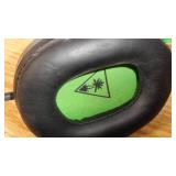Set of 2 Turtle Beach - RECON 50X Wired Surround Sound Ready Gaming Headset for Xbox One & Xbox Series X|S - Black/Green - missing mic pad