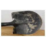 Husky 47 in. L Wood Handle Floral Carbon Steel Digging Shovel with Grip-Lightly Used