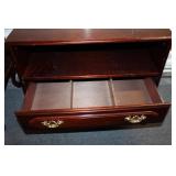 Pair of Vintage Mahogany Wood Nightstands