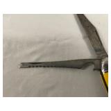 Vintage Imperial Prov RI USA 2-blade Yellow Handle Pocket Fish Knife