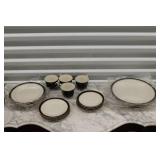 Noritake Ivory China Dinnerware Set - 32 Pieces