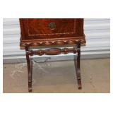 Vintage Mahogany Bedroom Furniture Set