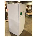 Vissani 18 cu. ft. Top Freezer Refrigerator DOE in White Slight Damage on Top Corner Customer Returns See Pictures