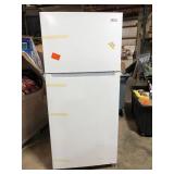 Vissani 18 cu. ft. Top Freezer Refrigerator DOE in White    Customer Returns See Picture