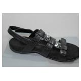 Vionic Amber Sandals -Size 8