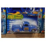 *5* Hot Wheels Cars with Miniature Atomix Vehicles
