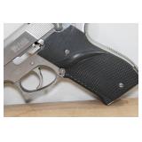 Smith & Wesson Model 639 9mm Stainless Steel Semi-Auto Pistol