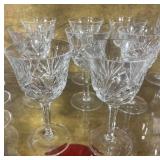 VTG Set of Beautiful 8 Crystal Wine Glasses
