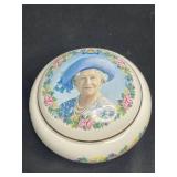 25th, 40th and 50th Anniversaries of Queen Elizabeth II Mugs, Royal Winton Grimwade